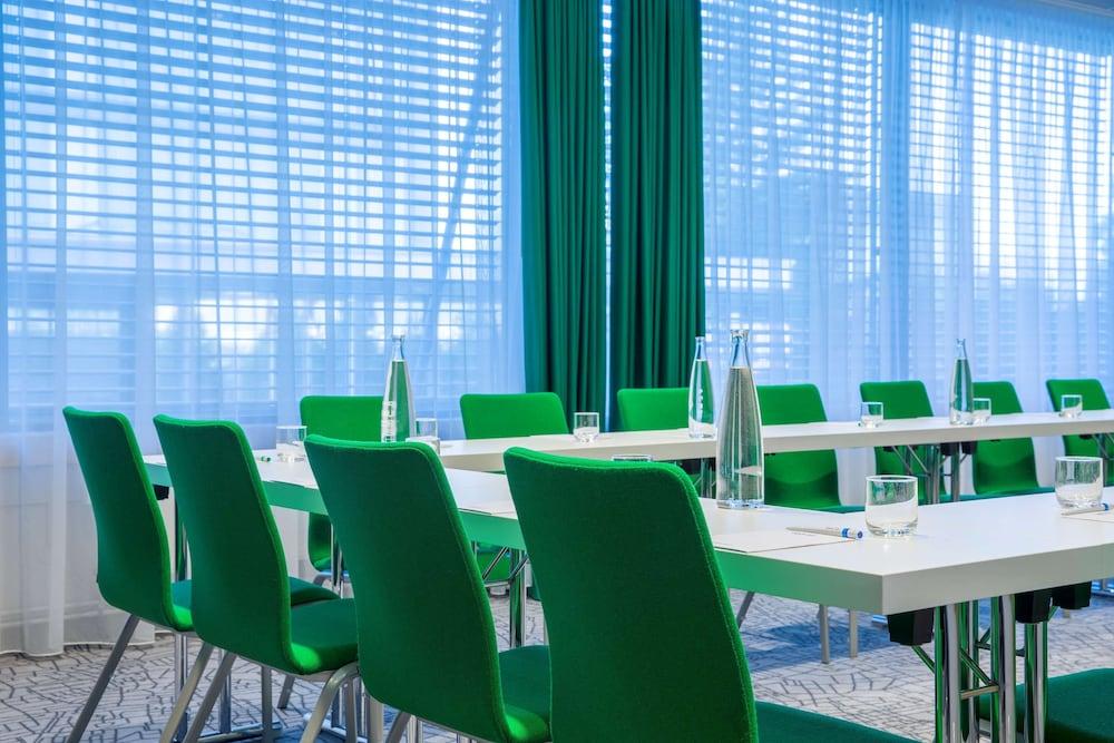 Hotell Radisson & Conference Centre Oslo Airport 4*