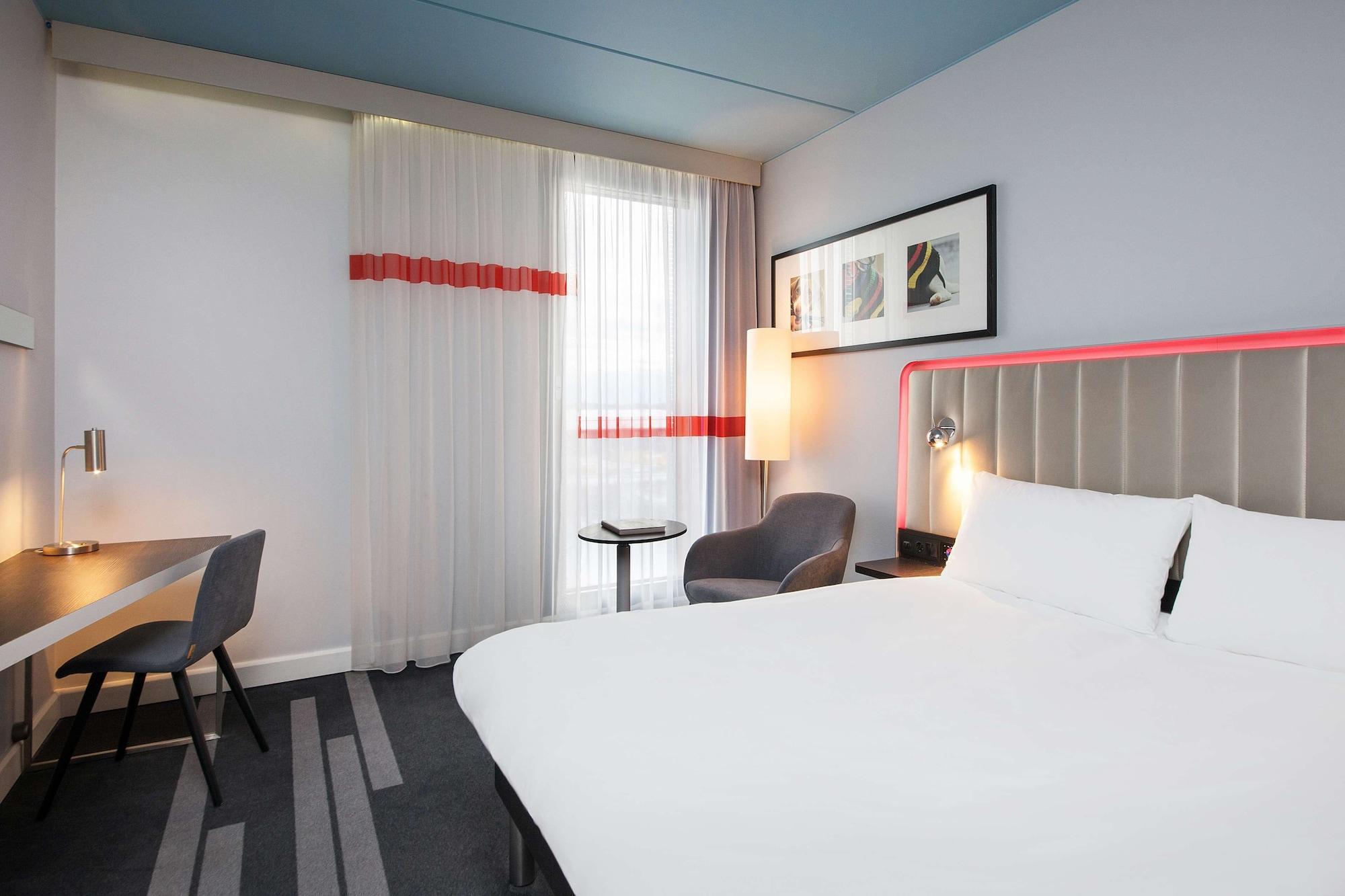 Park By Radisson Oslo Airport Hotell 4*